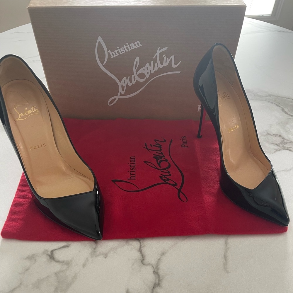 Authentic Christian Louboutin heels 👠